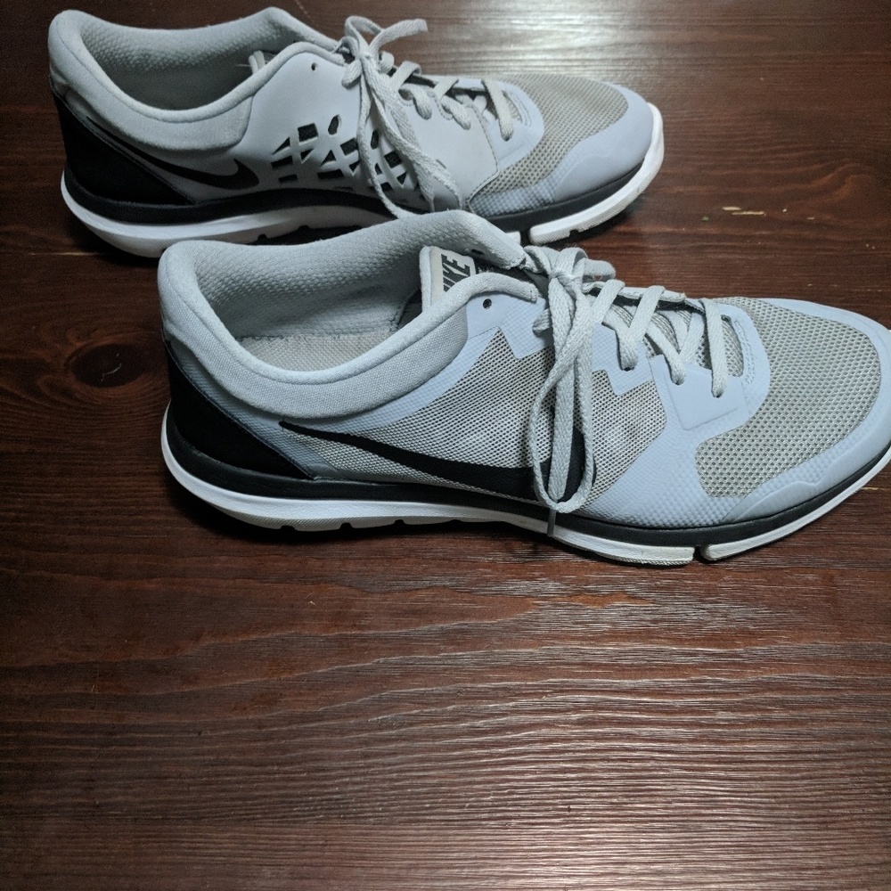 Nike Flex Run 2015 Mens Size 10